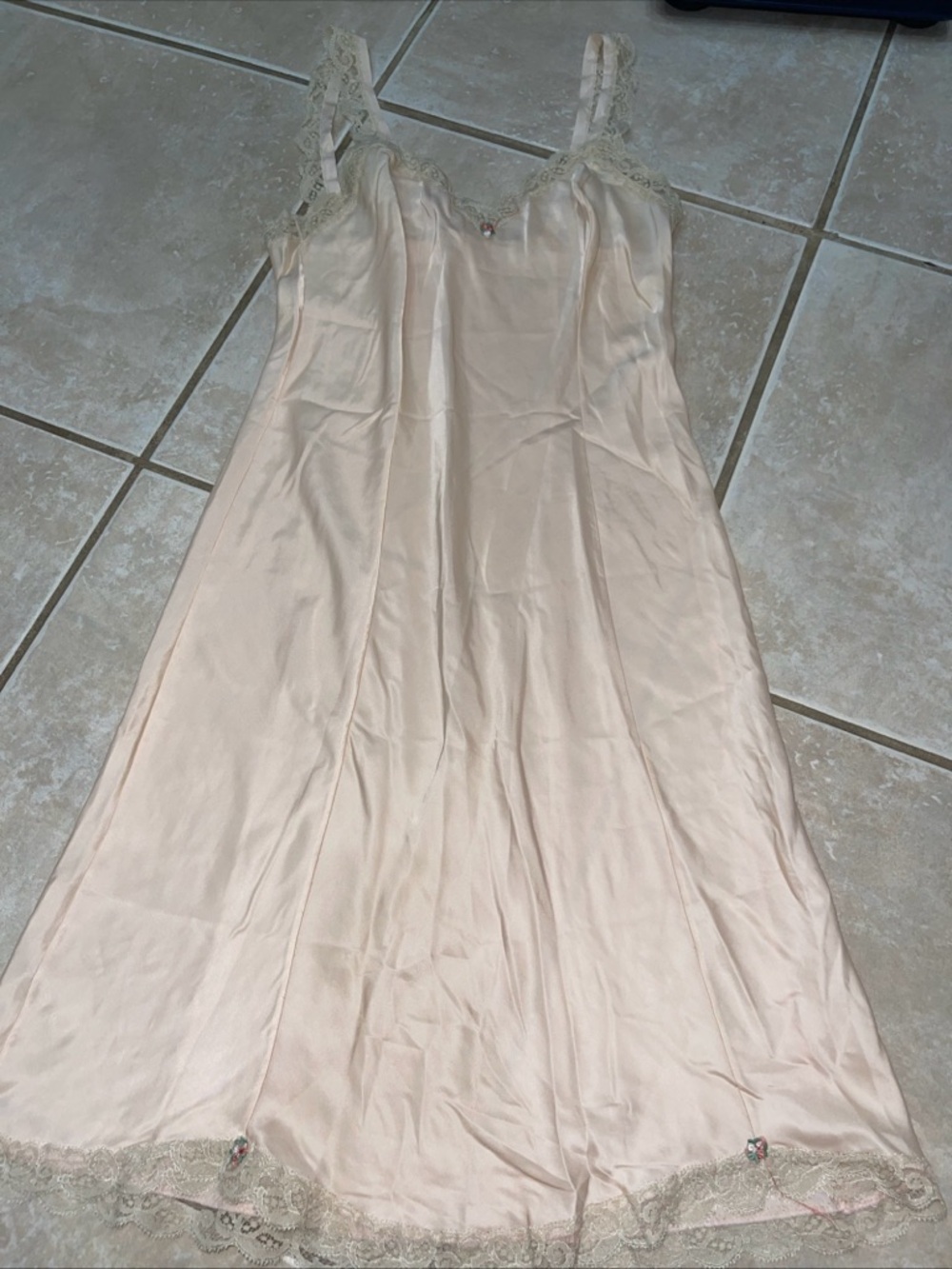 Vintage Olga Lingerie Lace Nightgown Slip Dress 32 Pink
